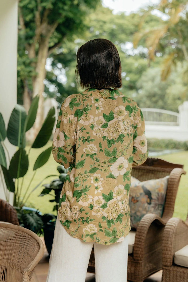 Sissy Blouse in Green Blooms