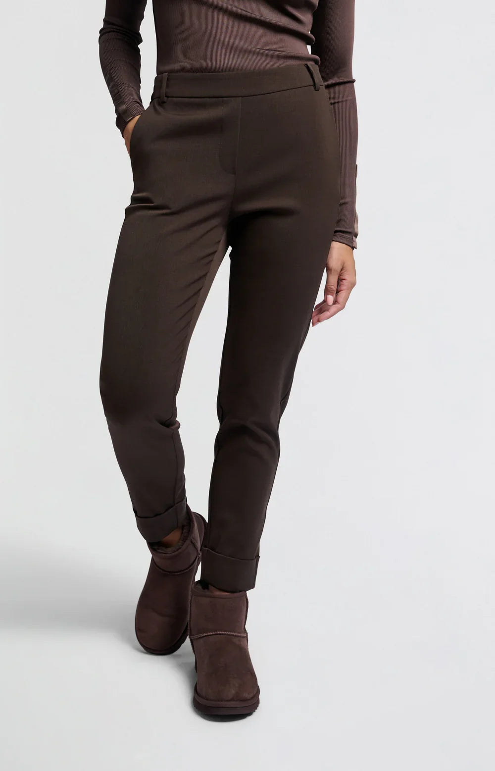 Straight Leg Trousers with Turn Up in Chocolate Brown