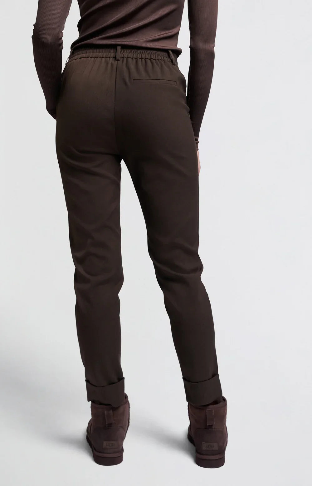 Straight Leg Trousers with Turn Up in Chocolate Brown