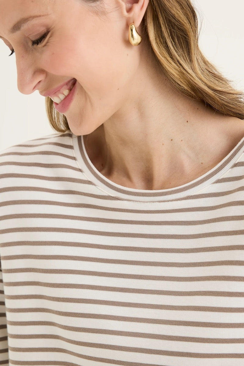 Banda Stripe Tee in Ecru / Mocha