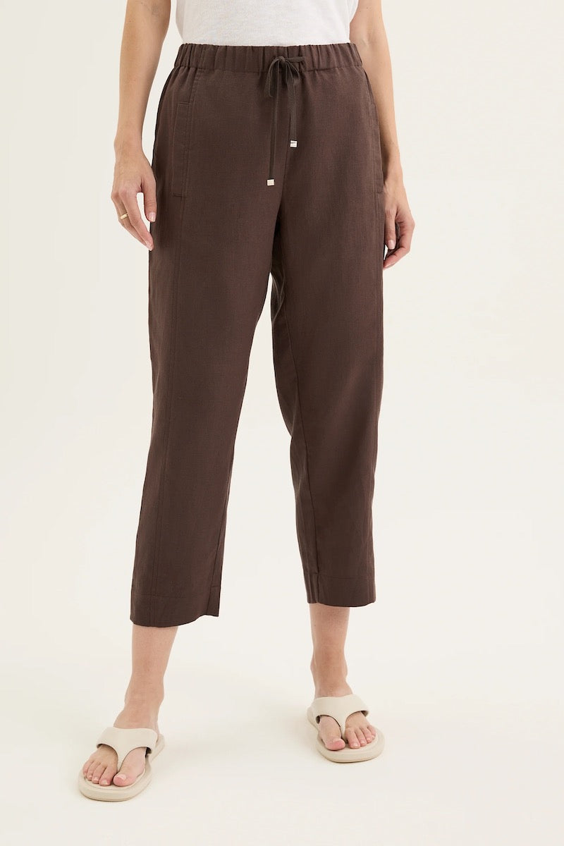 Tirari Slim Linen Pant in Espresso