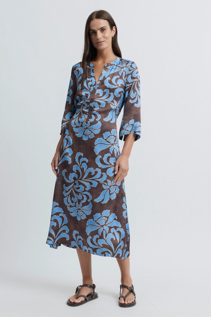 Elegance Dress
