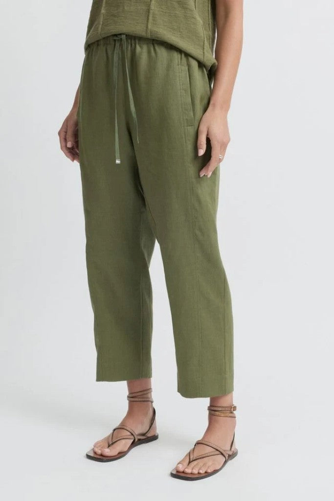 Tirari Slim Pant in Moss