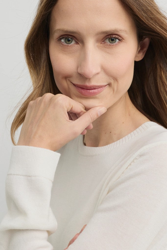 Villa Merino Wool Knit in Ecru