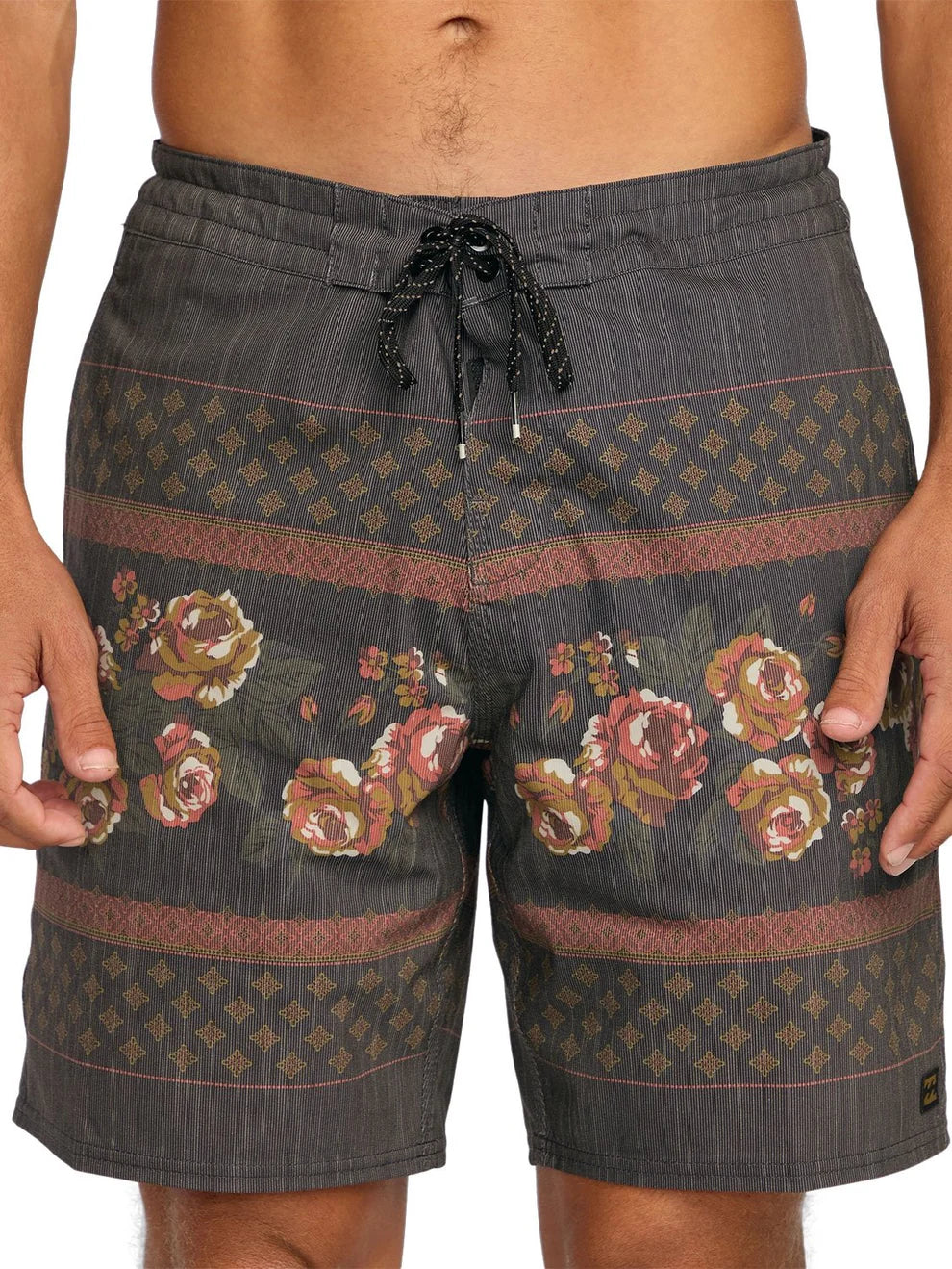 Sundays Lo-Tide Beach Short in Phantom