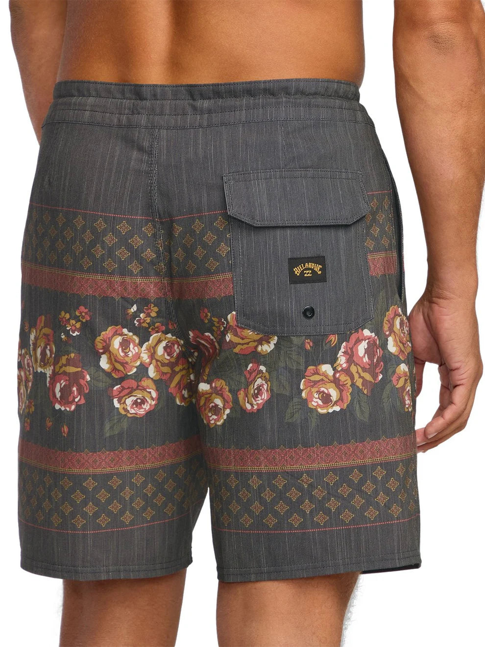 Sundays Lo-Tide Beach Short in Phantom