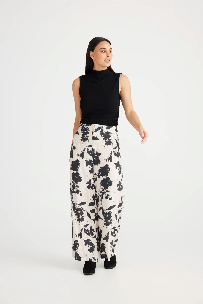 Dana Pant in Shadow Bloom