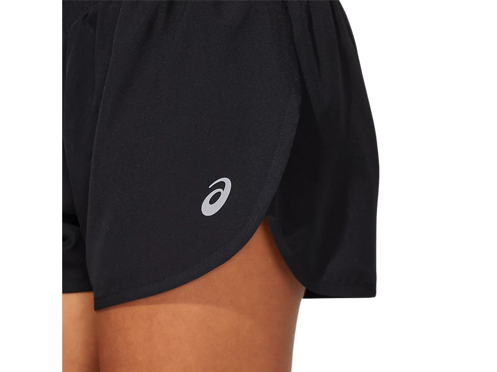 Core Split Shorts in Performance Black