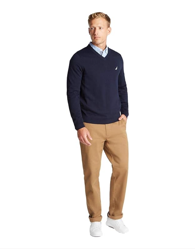 Navtech V-Neck Sweater in Navy