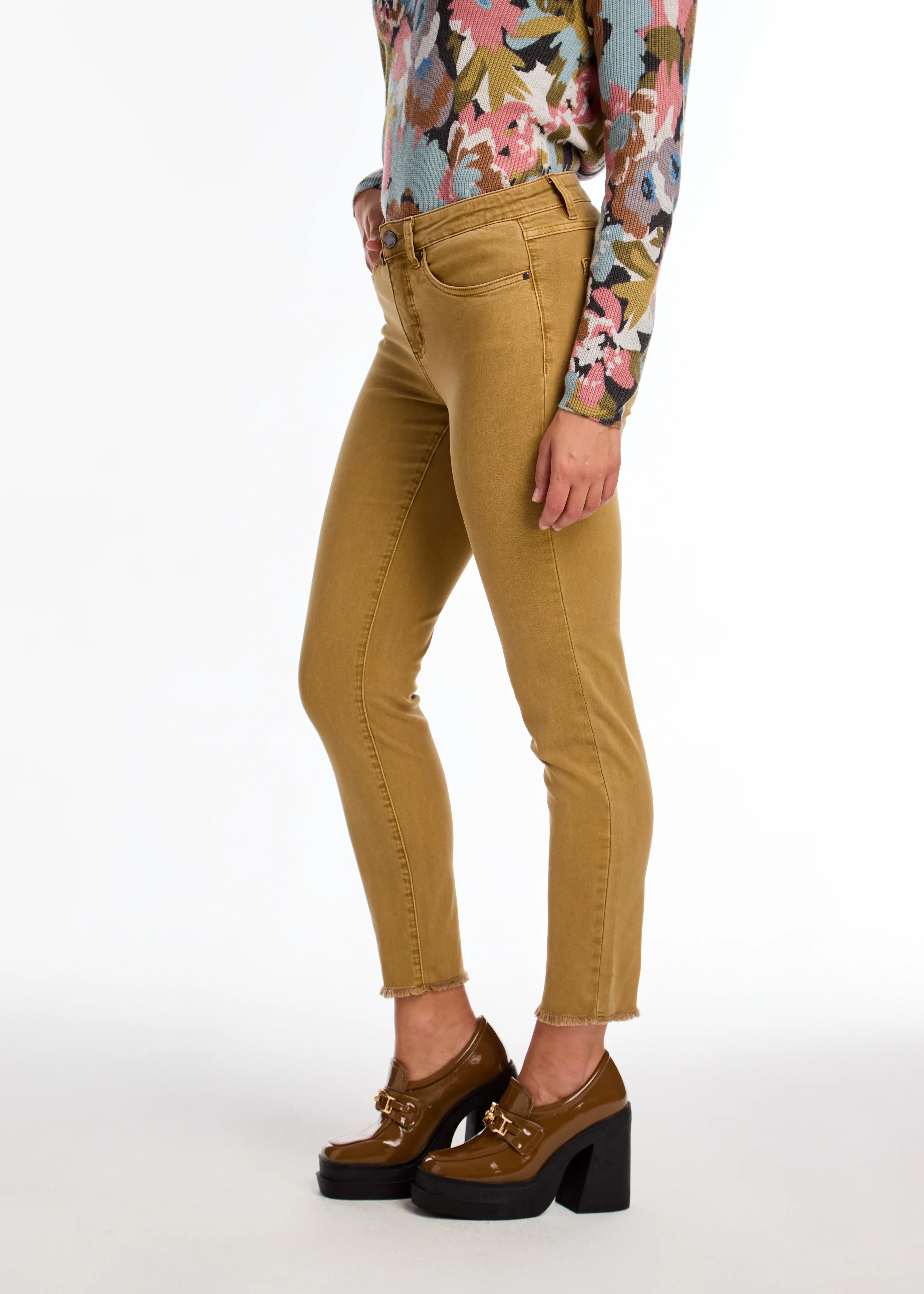 Olivia Slim Ankle Frayed Hem Jeans in Golden