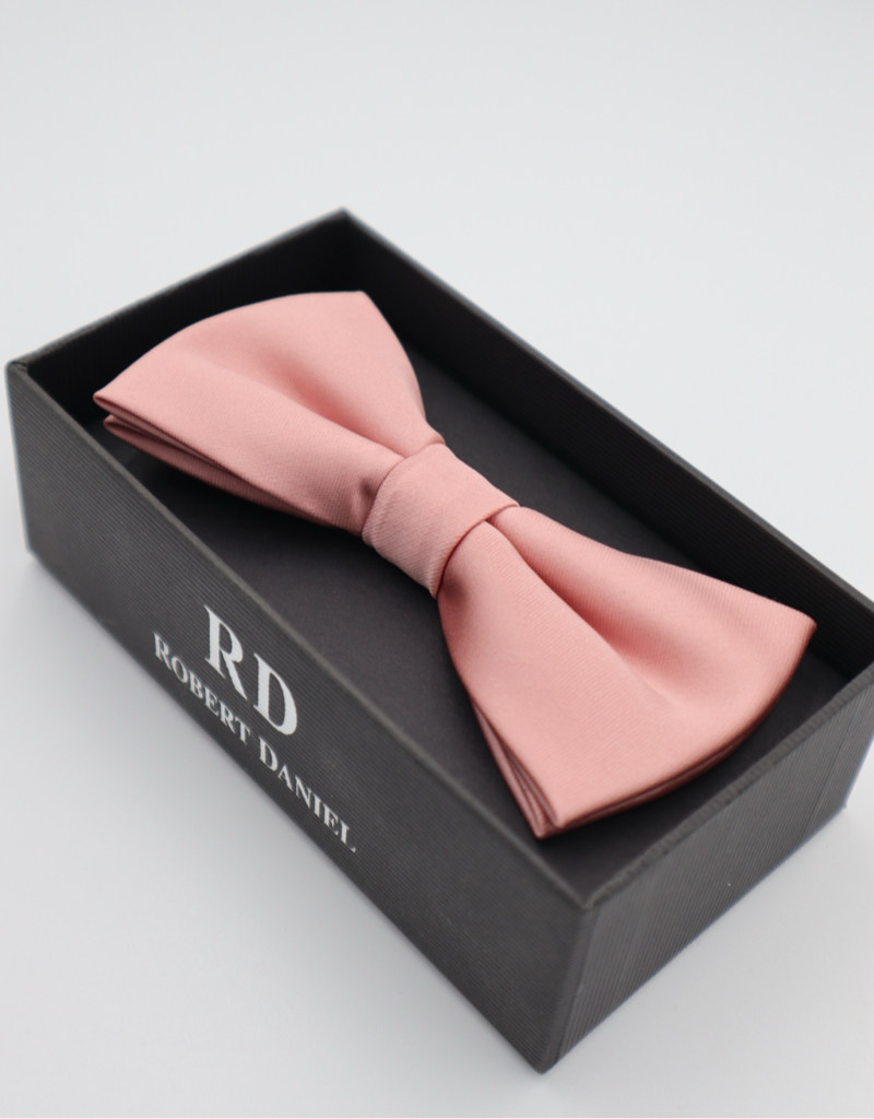Bowtie With Matching Pocket Square in Dusty Pink
