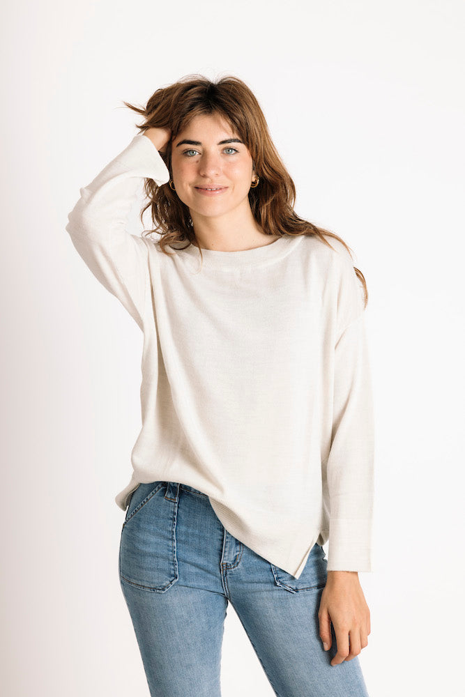 Pure Merino Wool Round Neck Sweater in Pearl