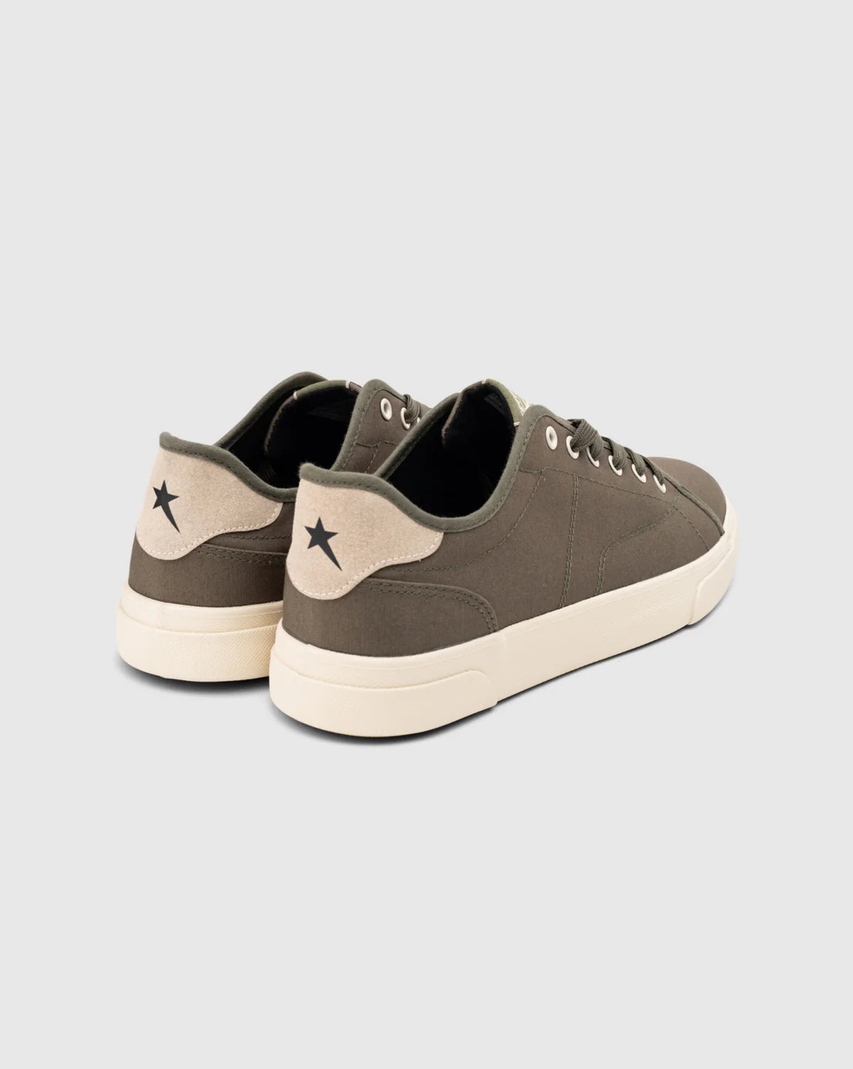 Douglas Canvas Sneakers in Olive/Beige