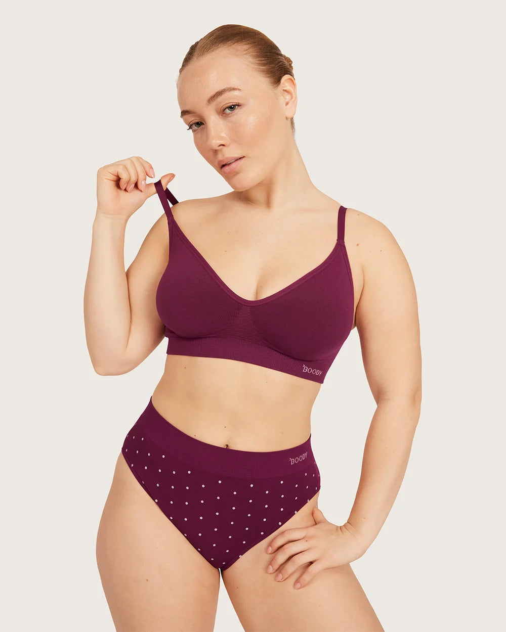 Wireless T-Shirt Bra in BCA Dark Pink
