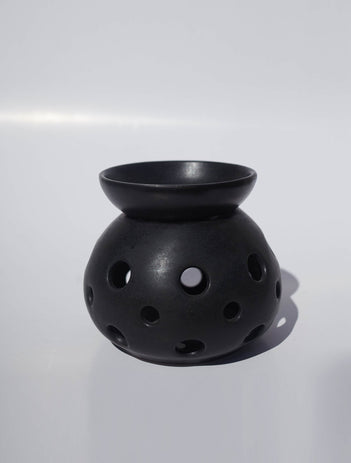 Ceramic Roe Oil Burner in Black