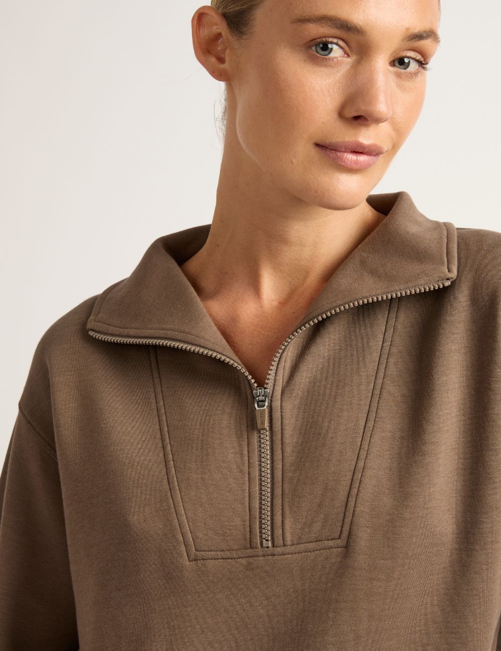 Bamboo Tech Fleece Quarter Zip Sweater in Oyster