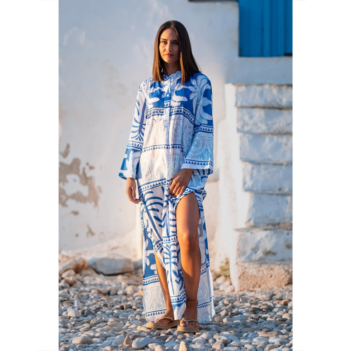 Mandarin Collar Long Dress in White / Royal