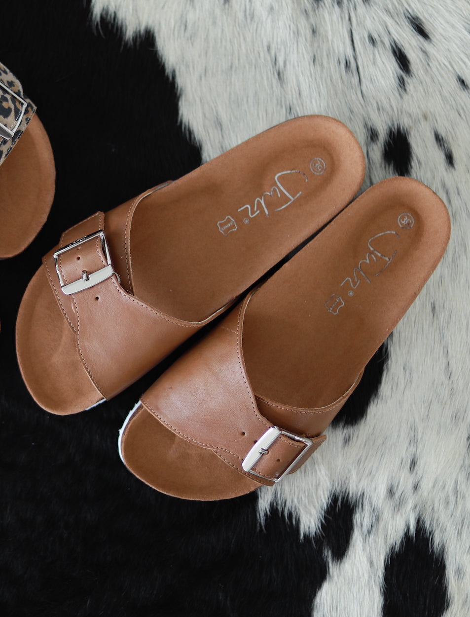Amber Sandal in Tan