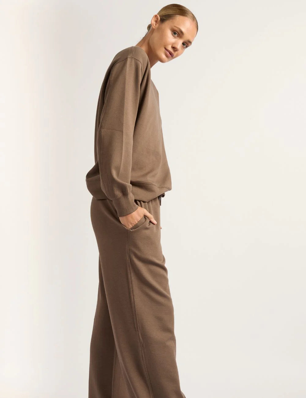 Bamboo CloudKnit™ Crew Neck Sweater in Oyster