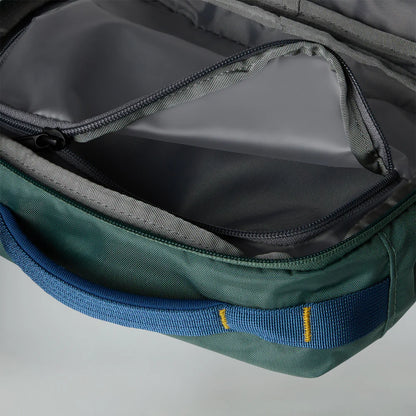 Base Camp Voyager Toiletry Kit in Duck Green / Shade Blue
