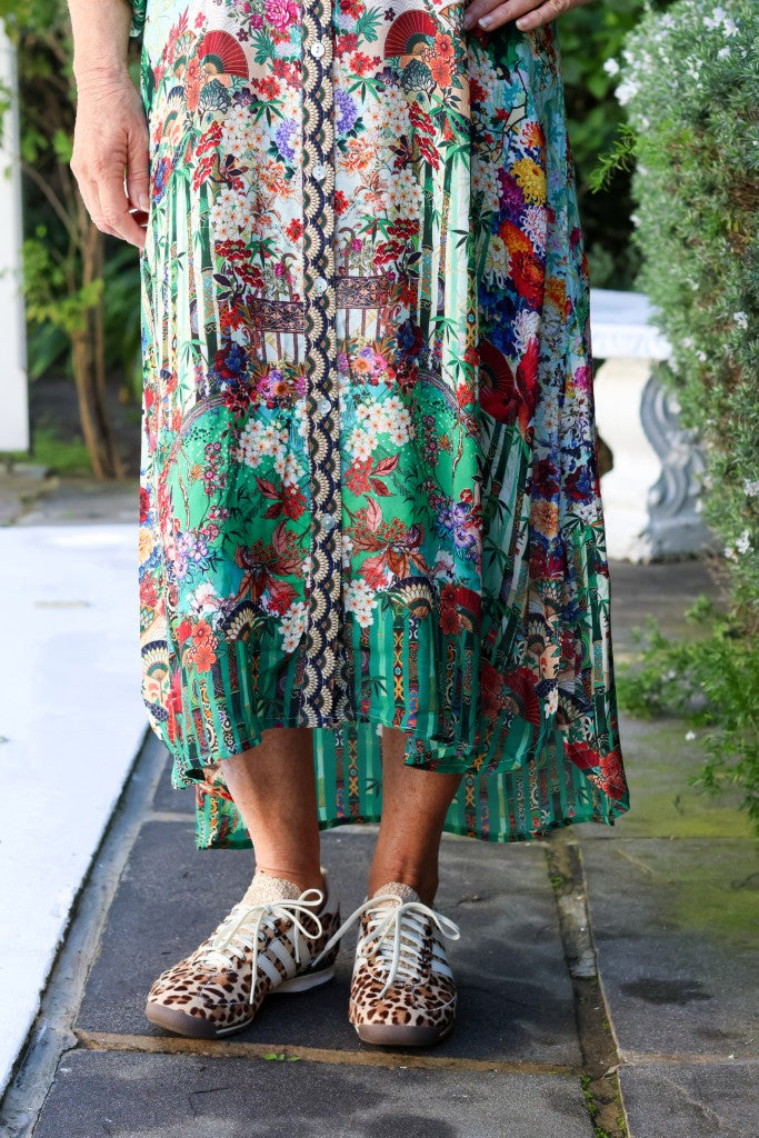 Arlene Raglan Maxi Dress in Blue Scallop