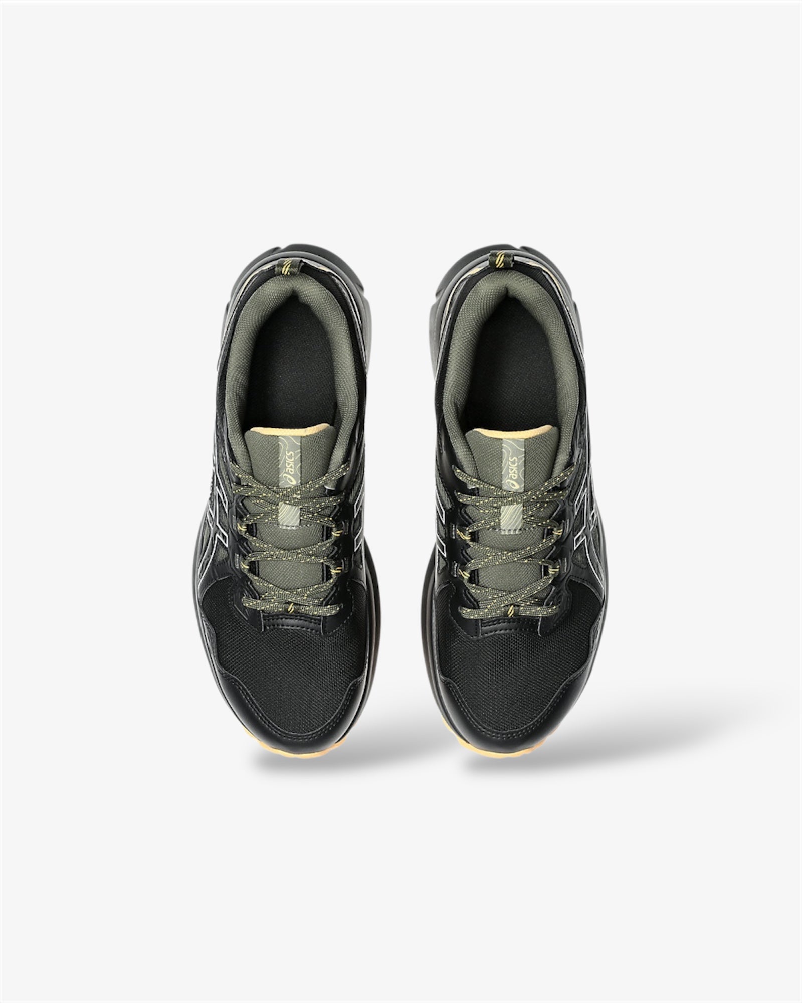 Trail Scout 3 in Black / White