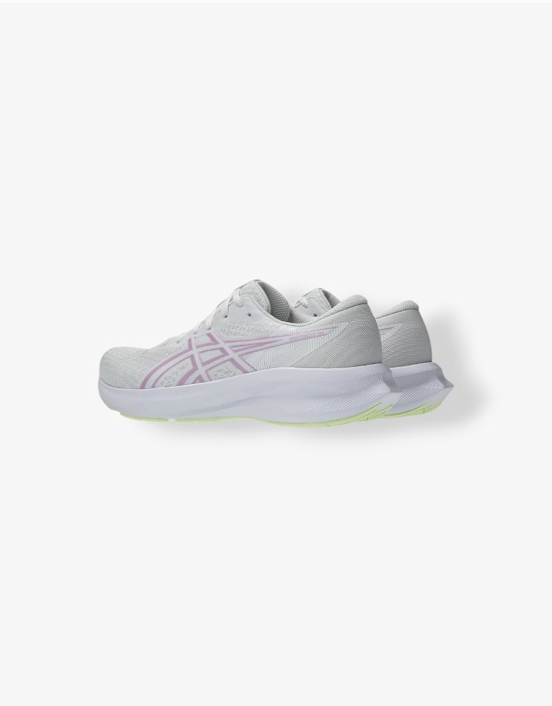 Patriot 14 Shoe in White / Illuminate Yellow