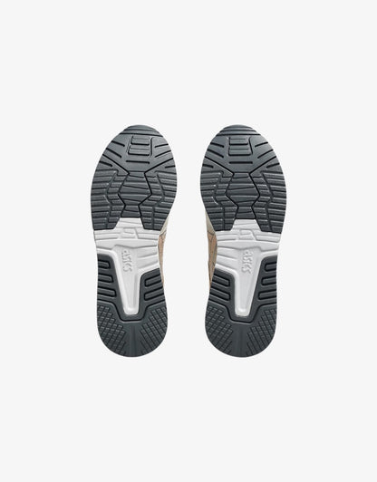 Womens Lyte Classic in Bisque / Smoke Grey
