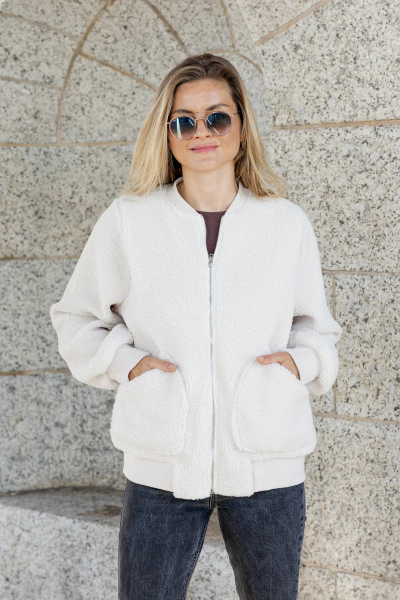 Arcadia Lined Teddy Zipper Jacket in Cream