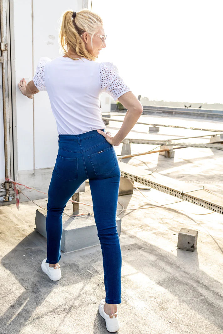 Elin Regular Fit Denim Jeans in Medium Blue