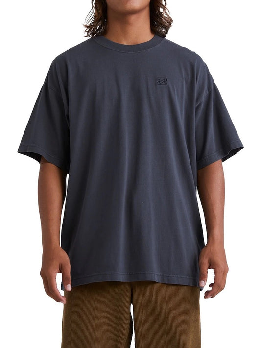 OG Wave Wash T-Shirt in Washed Black