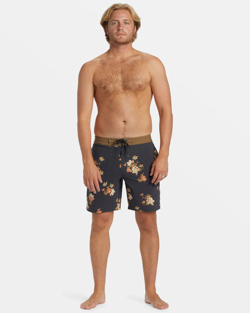 Sundays Lo Tide 19" Boardshorts in Asphalt