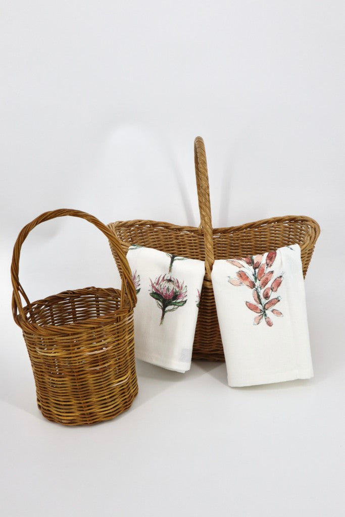 Printed Cotton Tea Towel in Aloe / Sage