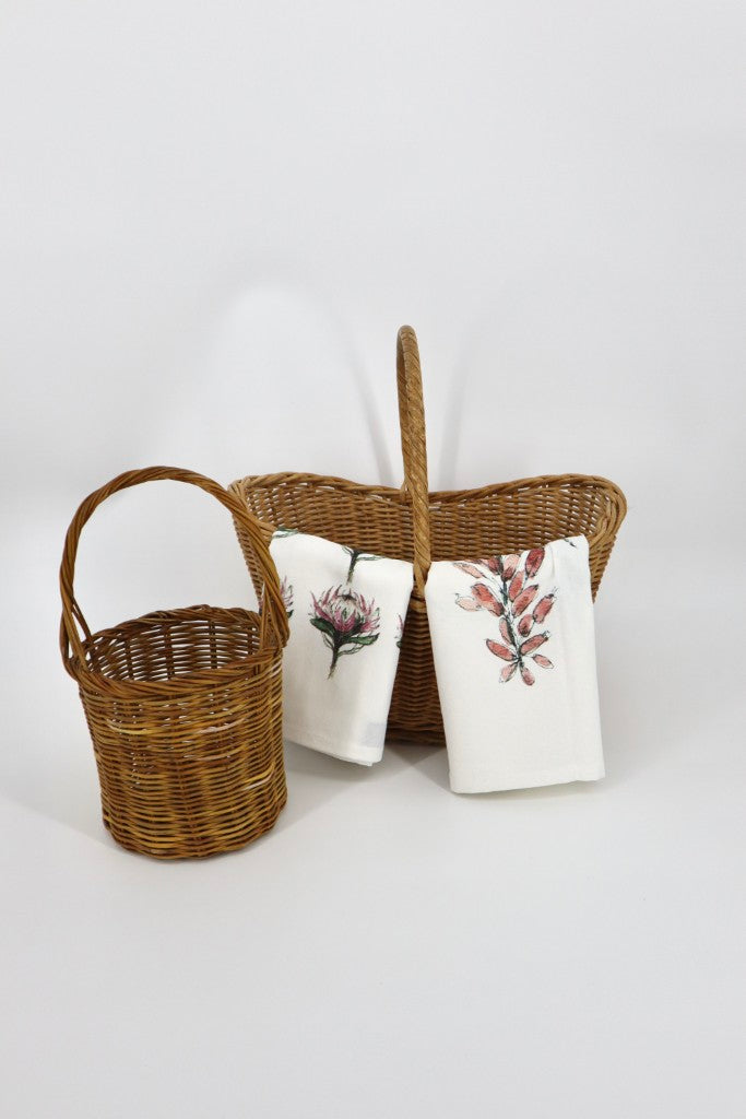 Printed Cotton Tea Towel in Aloe / Sage