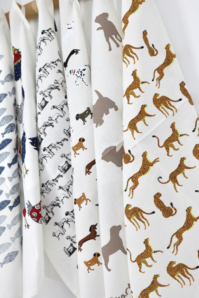 Printed Cotton Tea Towel in Cheetah / White