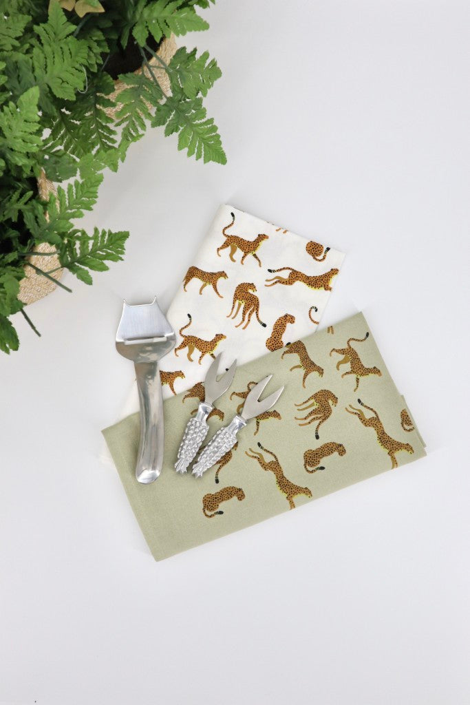 Printed Cotton Tea Towel in Cheetah / White