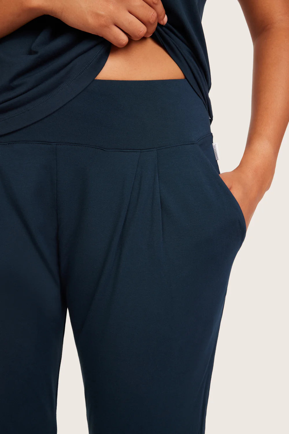 Downtime Lounge Pants in Midnight
