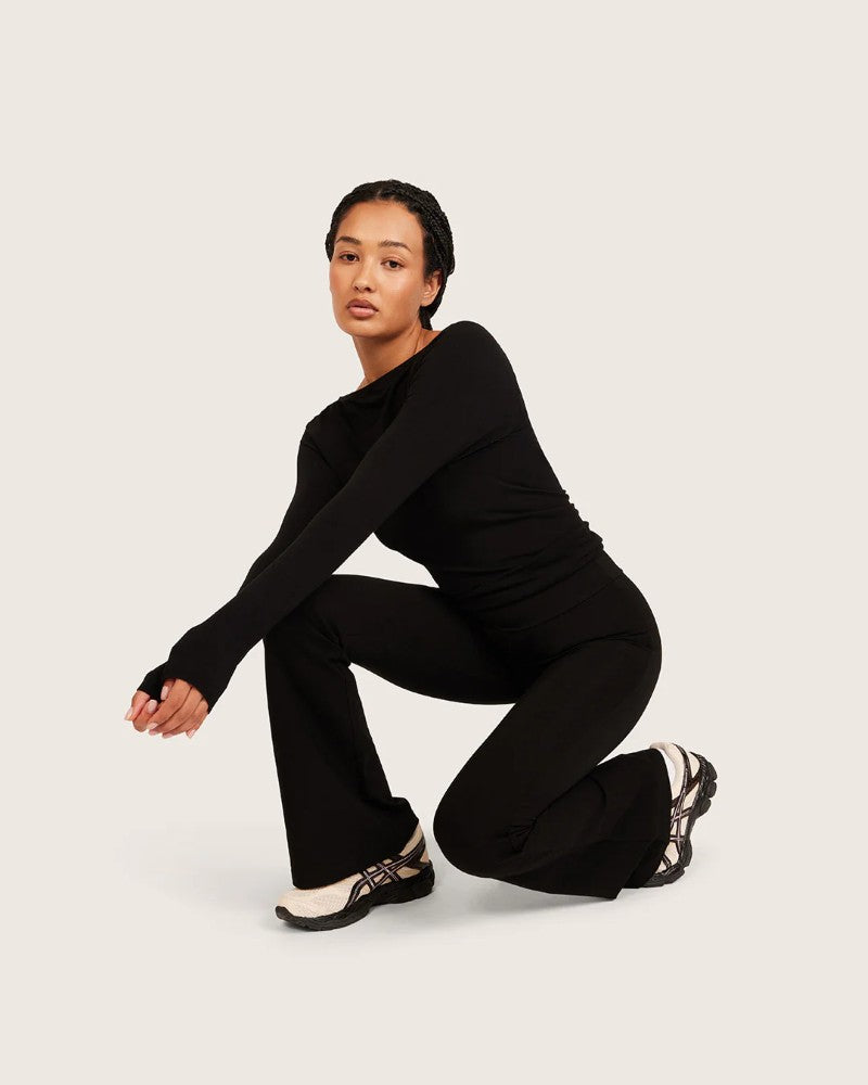 Forme High Waist Flare Pants in Black