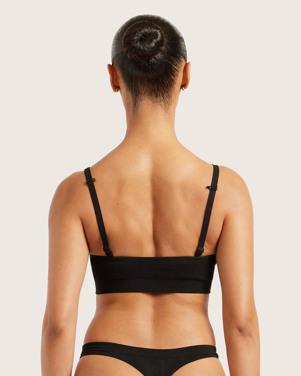Wireless T-Shirt Bra in Black