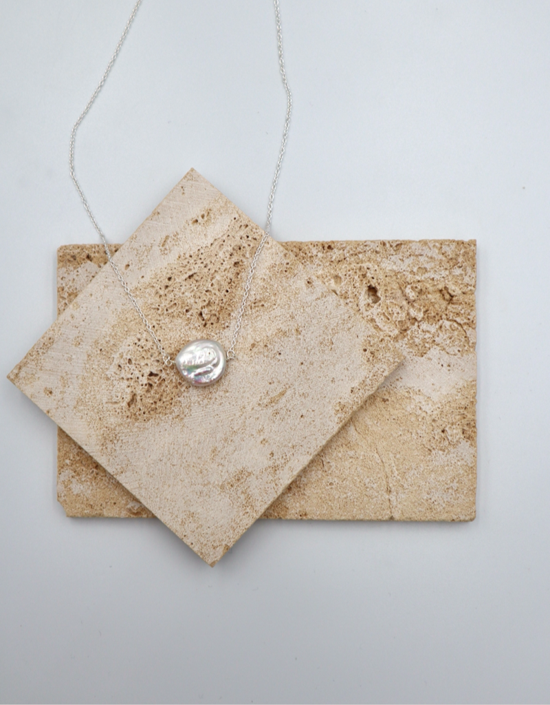 Coin Pearl on Extra Fine Chain