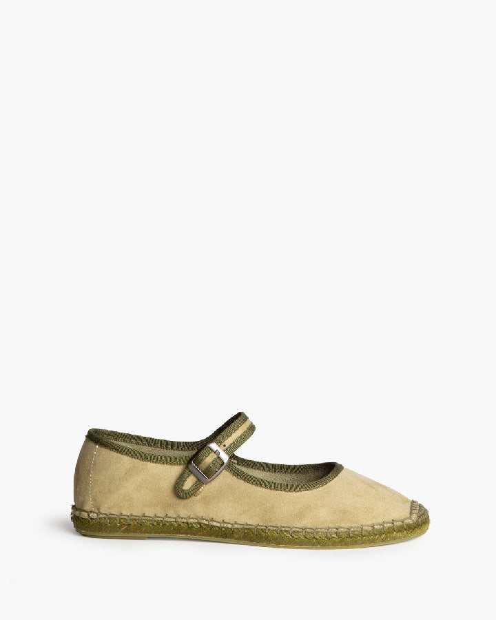 Mary Jane Velvet Flats in Verde