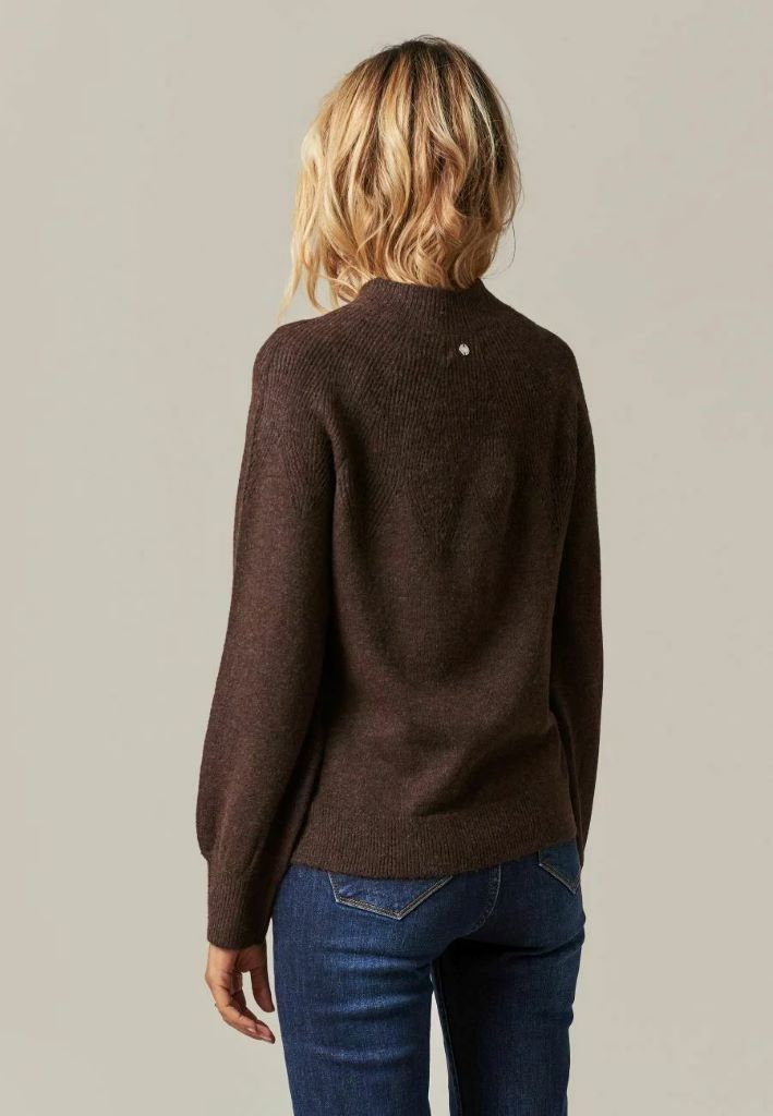 Dida Pullover Knit Sweater in Moka