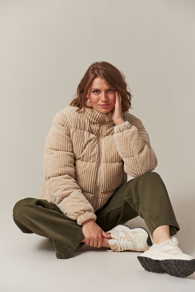 Noelia Corduroy Puffer Jacket in Cream