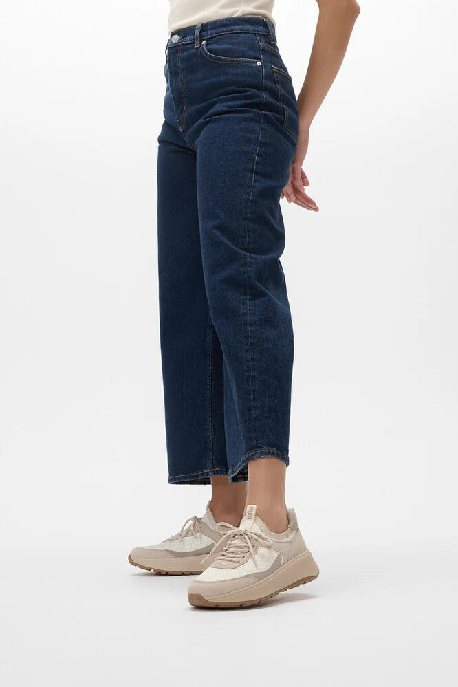 F-Mode Knit/Suede Sneaker in Stone / Beige