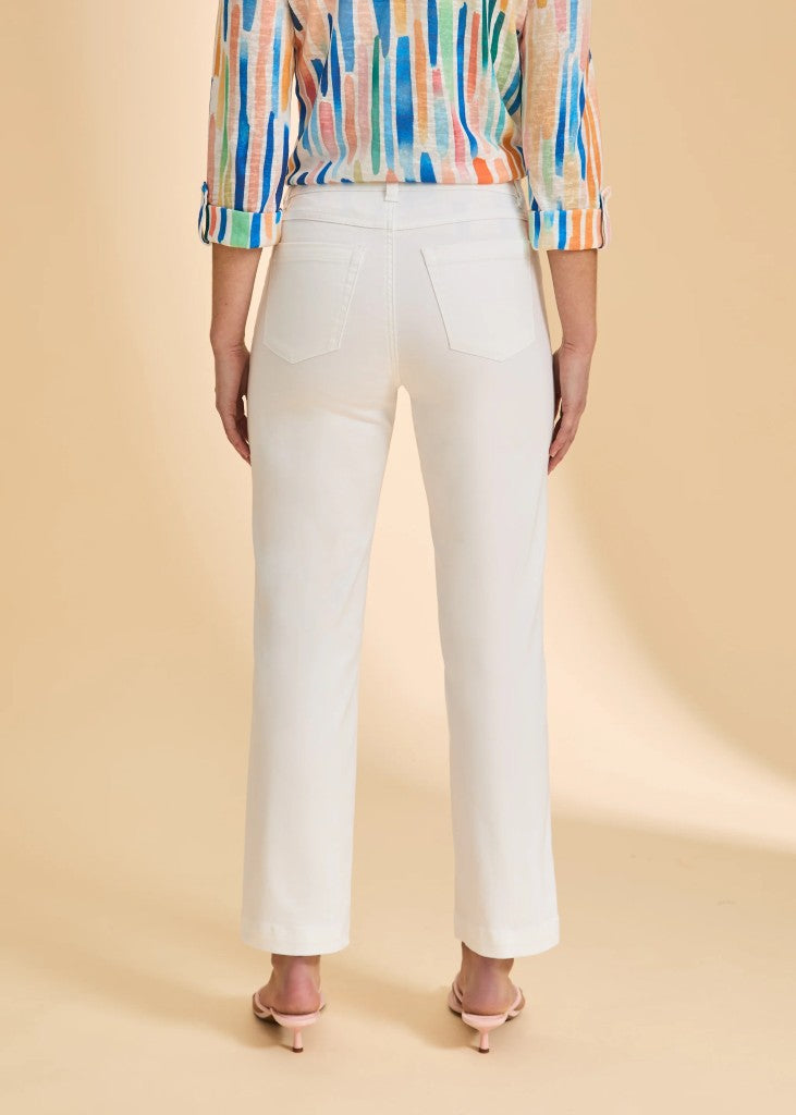 Olivia Twill Straight Ankle Jeans in White