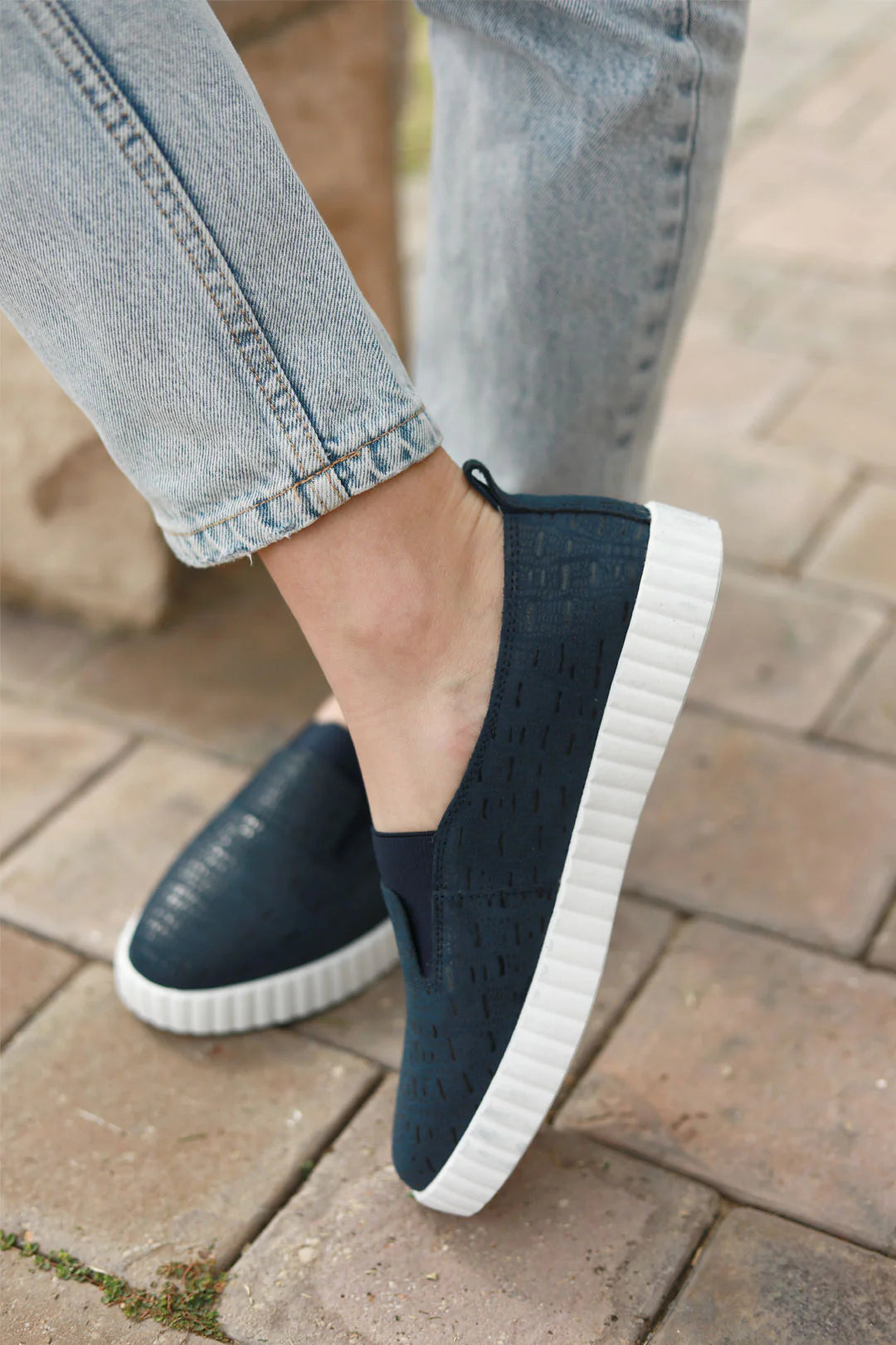 Fran Leather Slip on Shoe in Navy / Snake