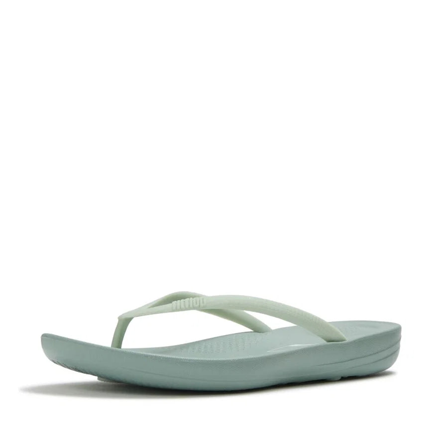 iQushion x Pantone Flops in Iceberg Green