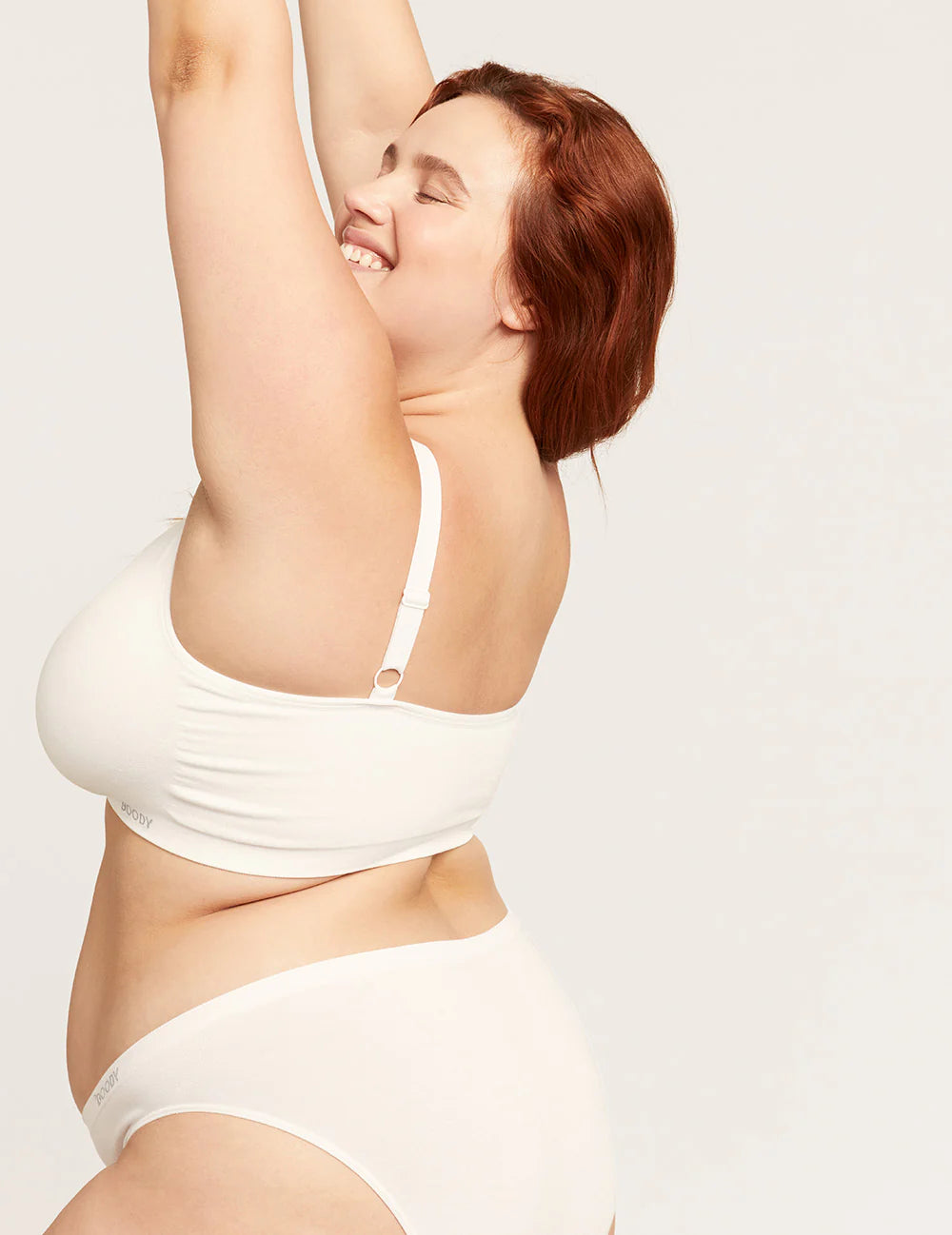Bamboo Full Bust Wireless Bra in White