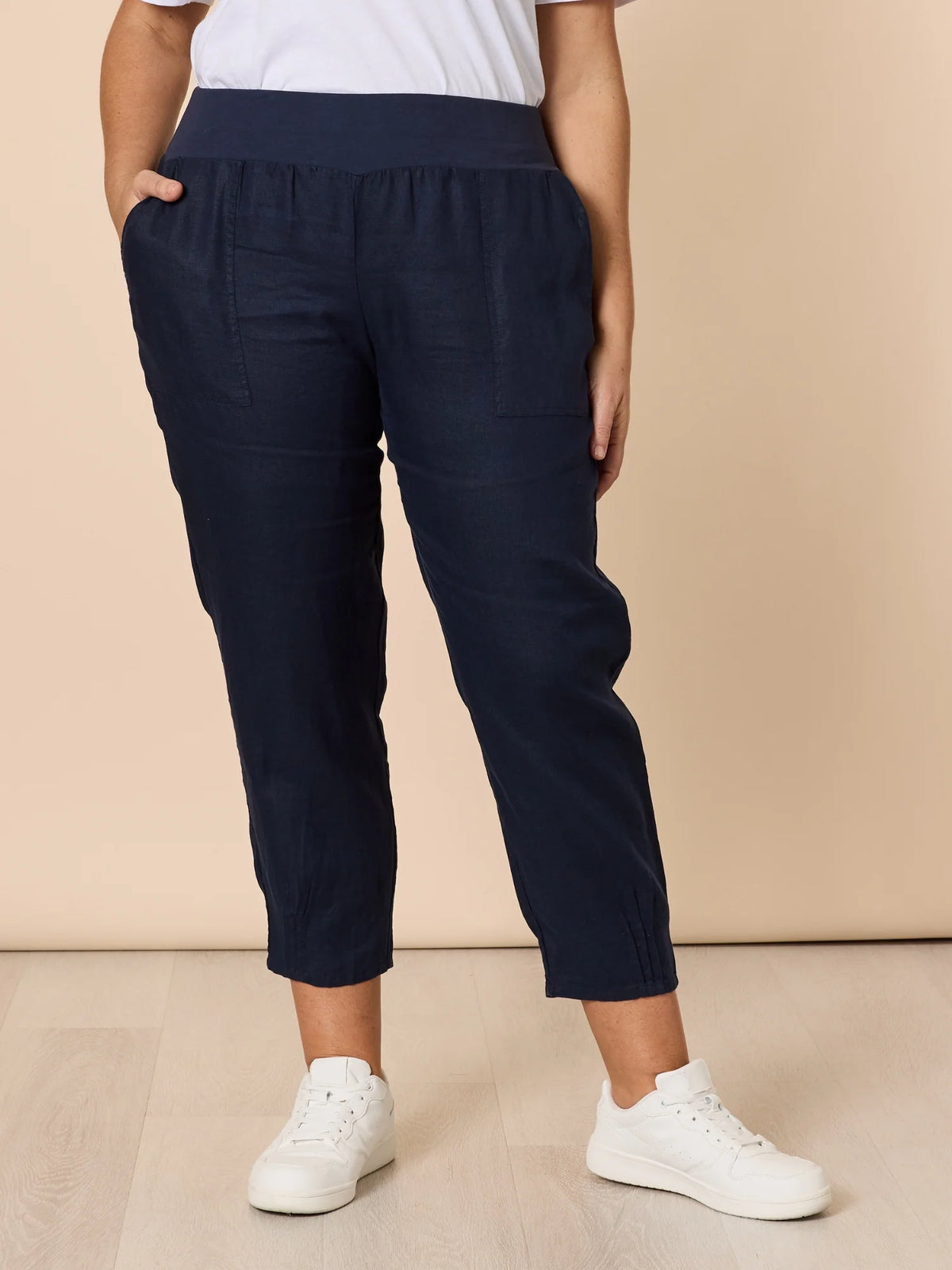 Sarah Jersey Waist Linen Pant in Navy