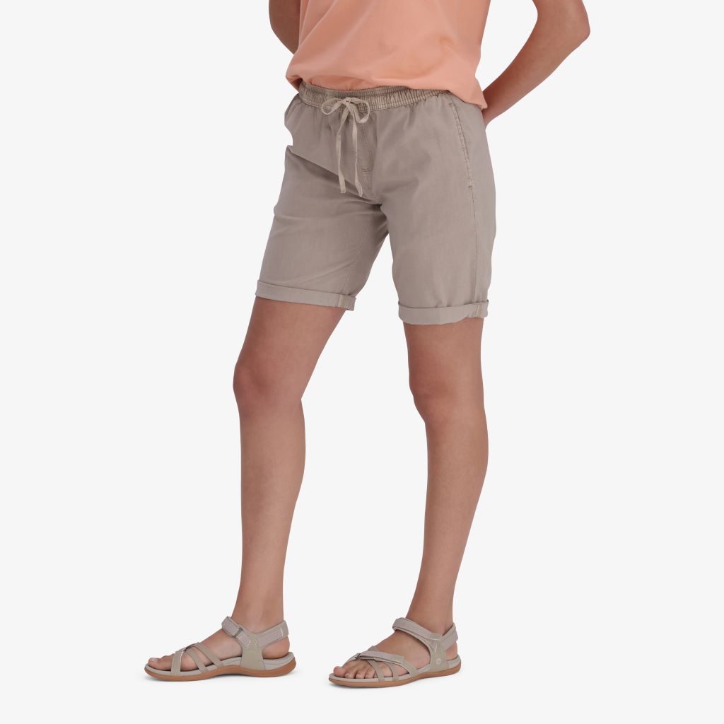 365 Short in Taupe